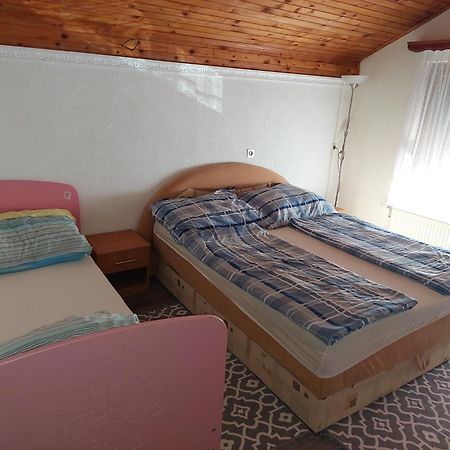 Oaza Deli Apartamento Kulen Vakuf Exterior foto