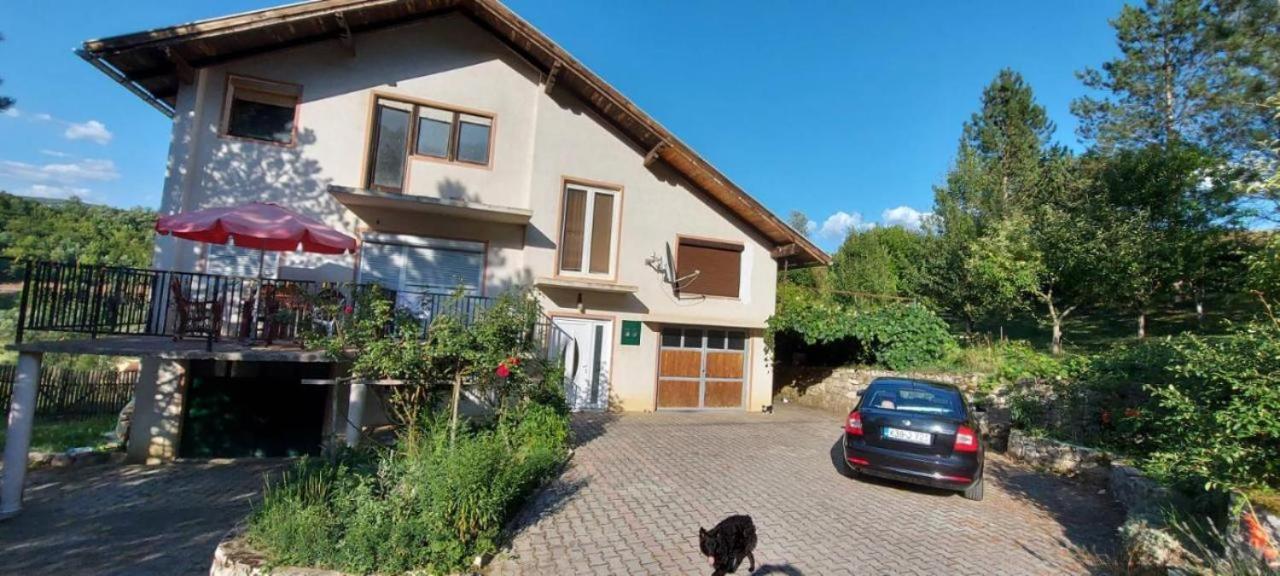 Oaza Deli Apartamento Kulen Vakuf Exterior foto