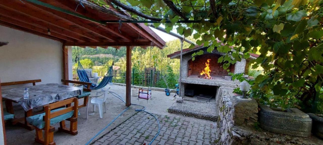 Oaza Deli Apartamento Kulen Vakuf Exterior foto
