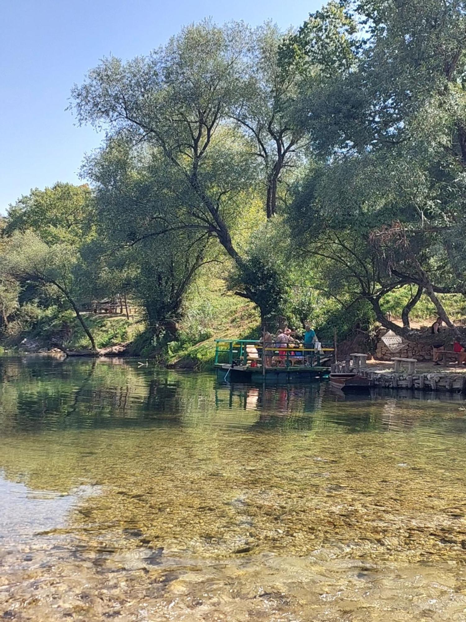 Oaza Deli Apartamento Kulen Vakuf Quarto foto