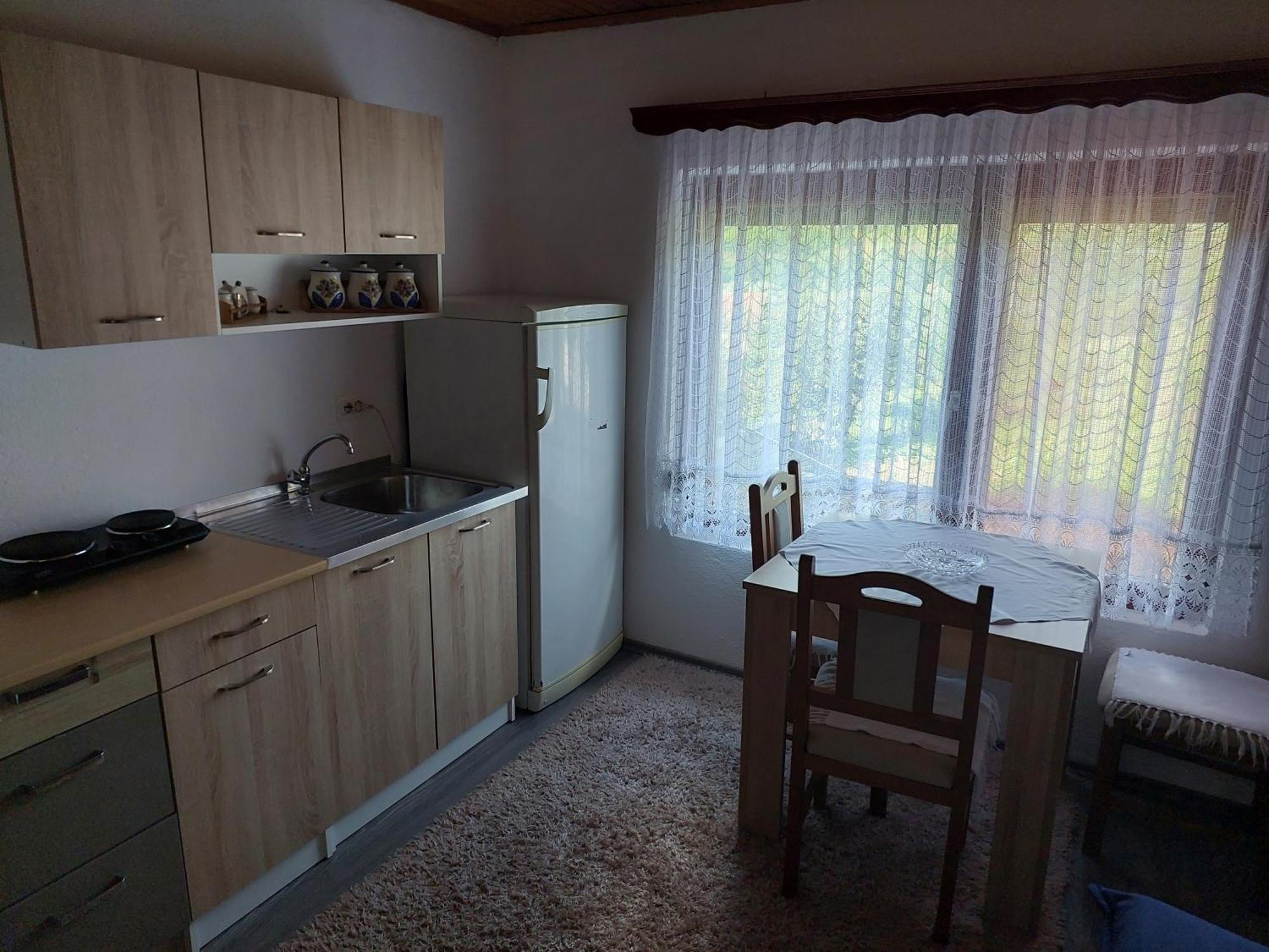 Oaza Deli Apartamento Kulen Vakuf Exterior foto
